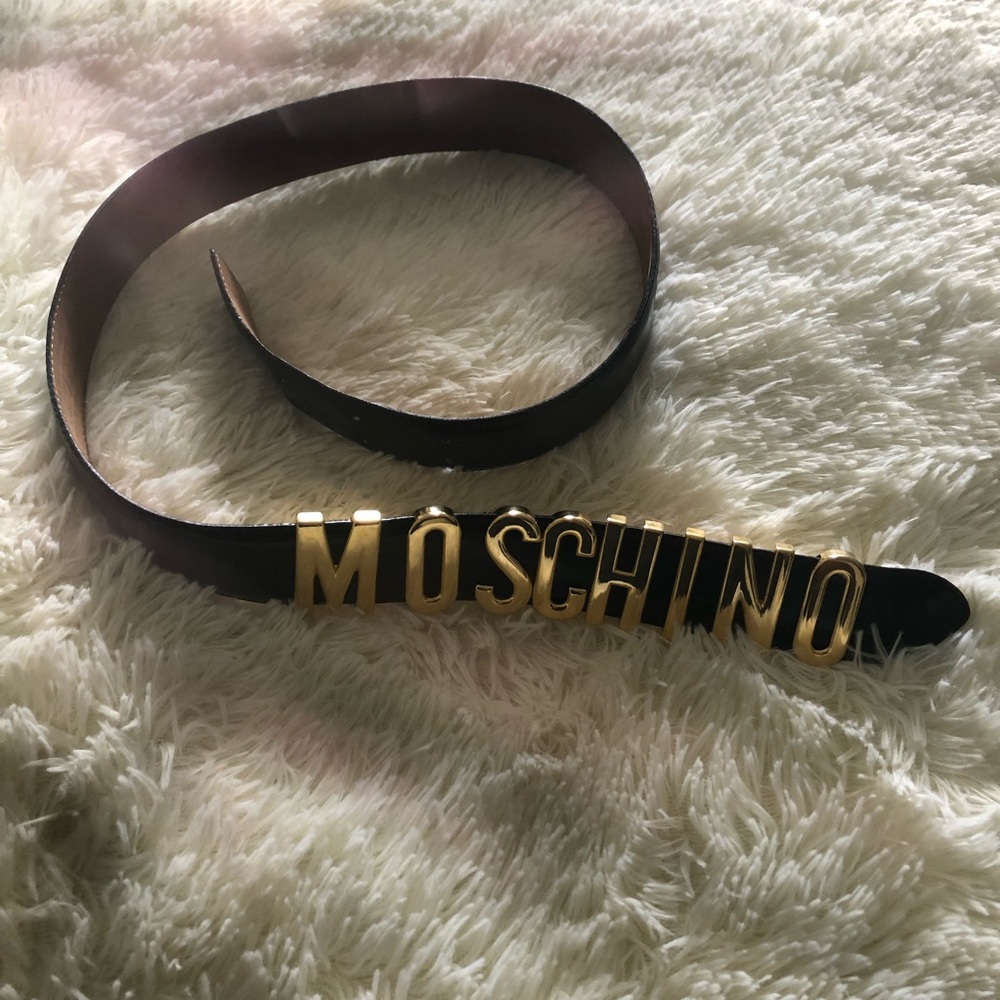AUTHENTIC BLACK/GOLD MOSCHINO BELT